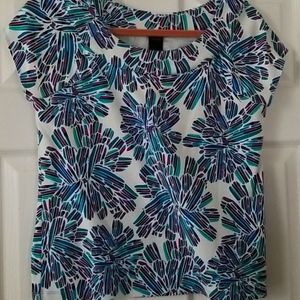 Ladies short sleeve top